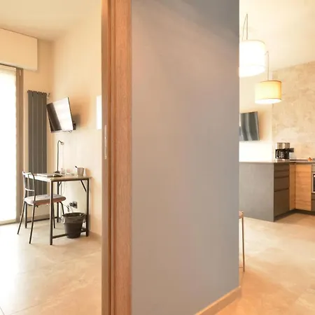 Miriam Sweet Apartment